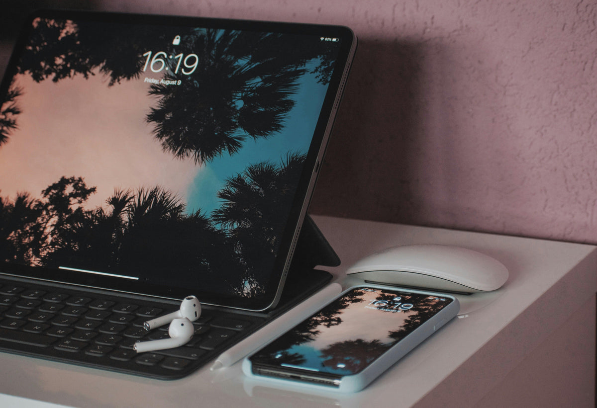 Seamlessly Syncing Your Apple Devices